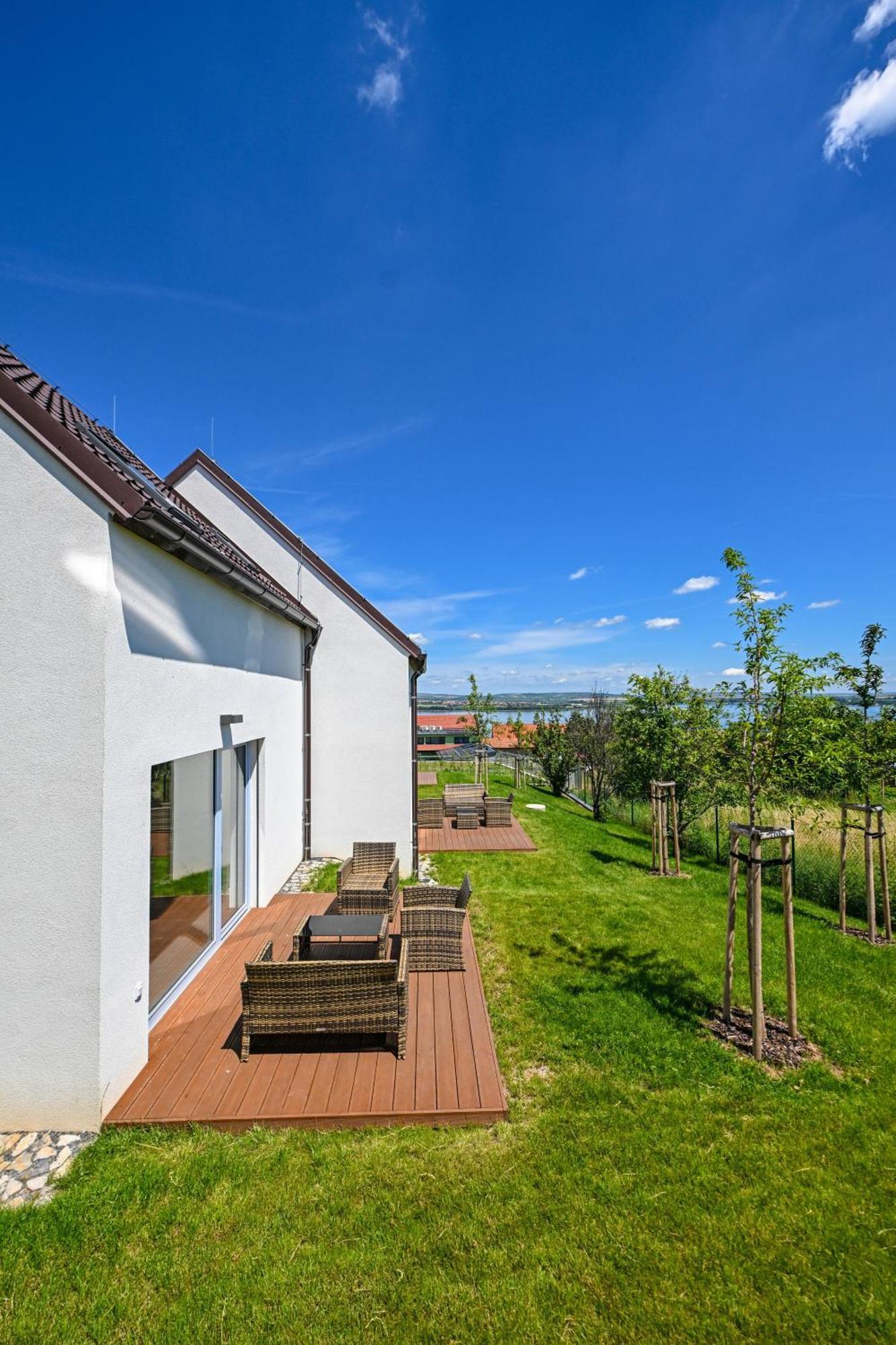 Pavlovske Domecky Apartment Екстериор снимка